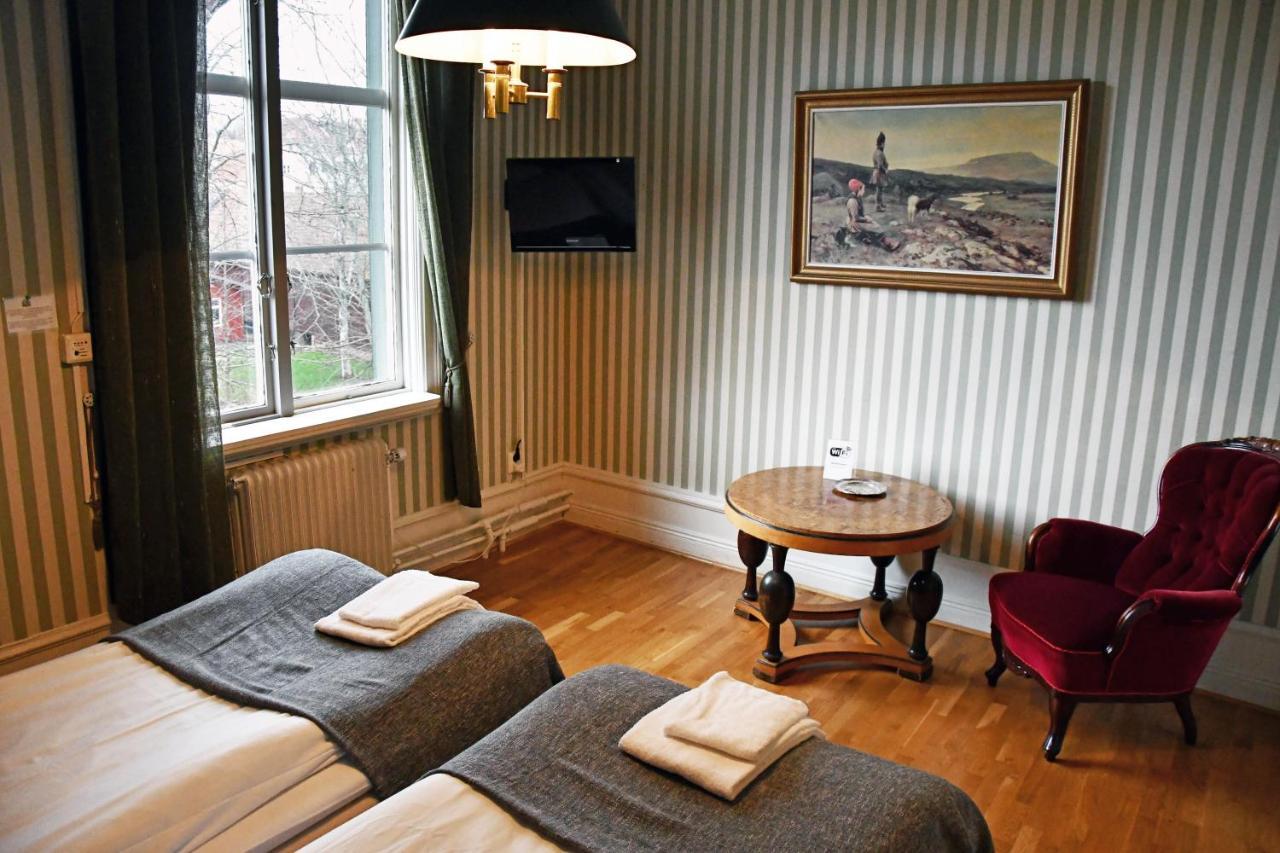 Kisa Waerdshus & Hotell Ngoại thất bức ảnh