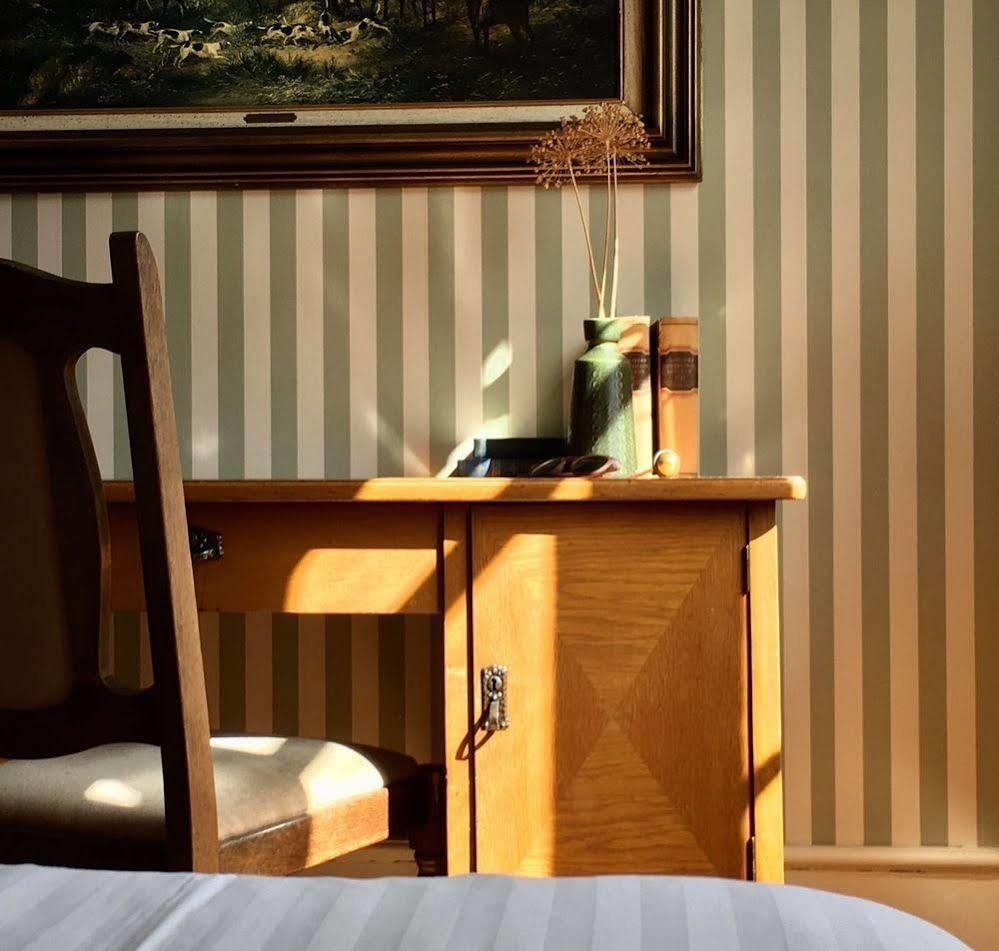 Kisa Waerdshus & Hotell Ngoại thất bức ảnh