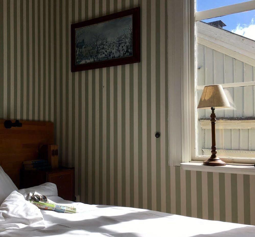 Kisa Waerdshus & Hotell Ngoại thất bức ảnh